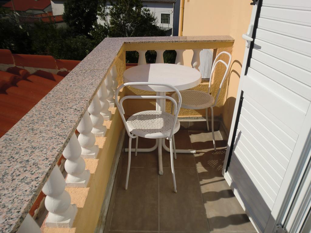 Guest House Sandra 라브 객실 사진